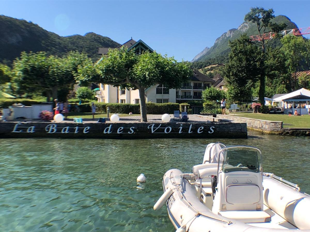 Au Bord Du Lac D'Annecy, Logement Type Loft, Dans Residence Avec Plage Et Ponton Privee Дюeн Екстериор снимка